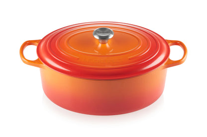 Le Creuset Enameled Cast Iron Signature Oval Dutch Oven