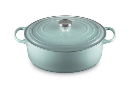 Le Creuset Enameled Cast Iron Signature Oval Dutch Oven