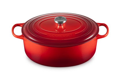 Le Creuset Enameled Cast Iron Signature Oval Dutch Oven