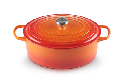 Le Creuset Enameled Cast Iron Signature Oval Dutch Oven