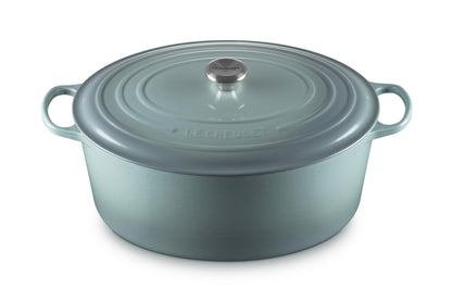 Le Creuset Enameled Cast Iron Signature Oval Dutch Oven