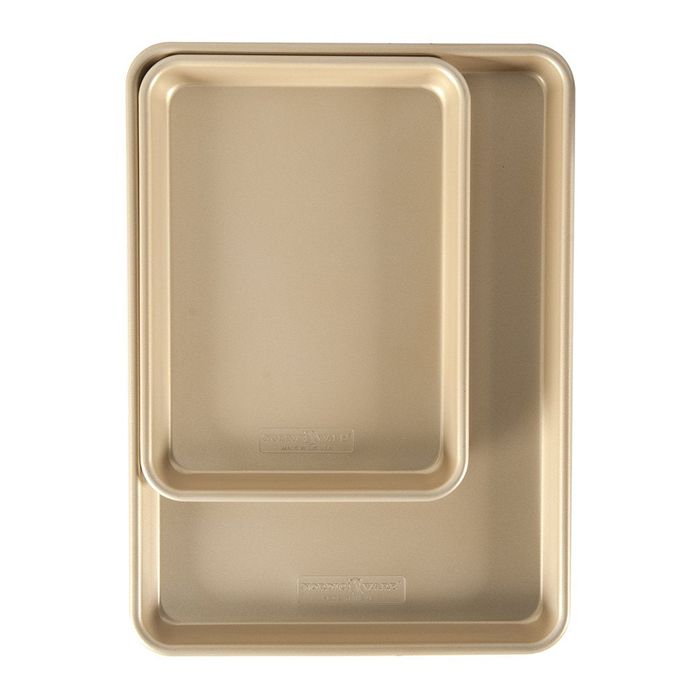 Nordic Ware Naturals Nonstick Quarter