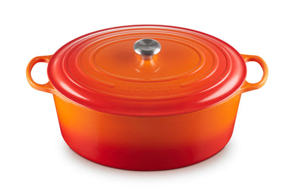Le Creuset Enameled Cast Iron Signature Oval Dutch Oven