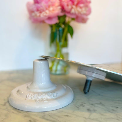Ateco Cast Iron and Non-Slip Pad Cake Stand